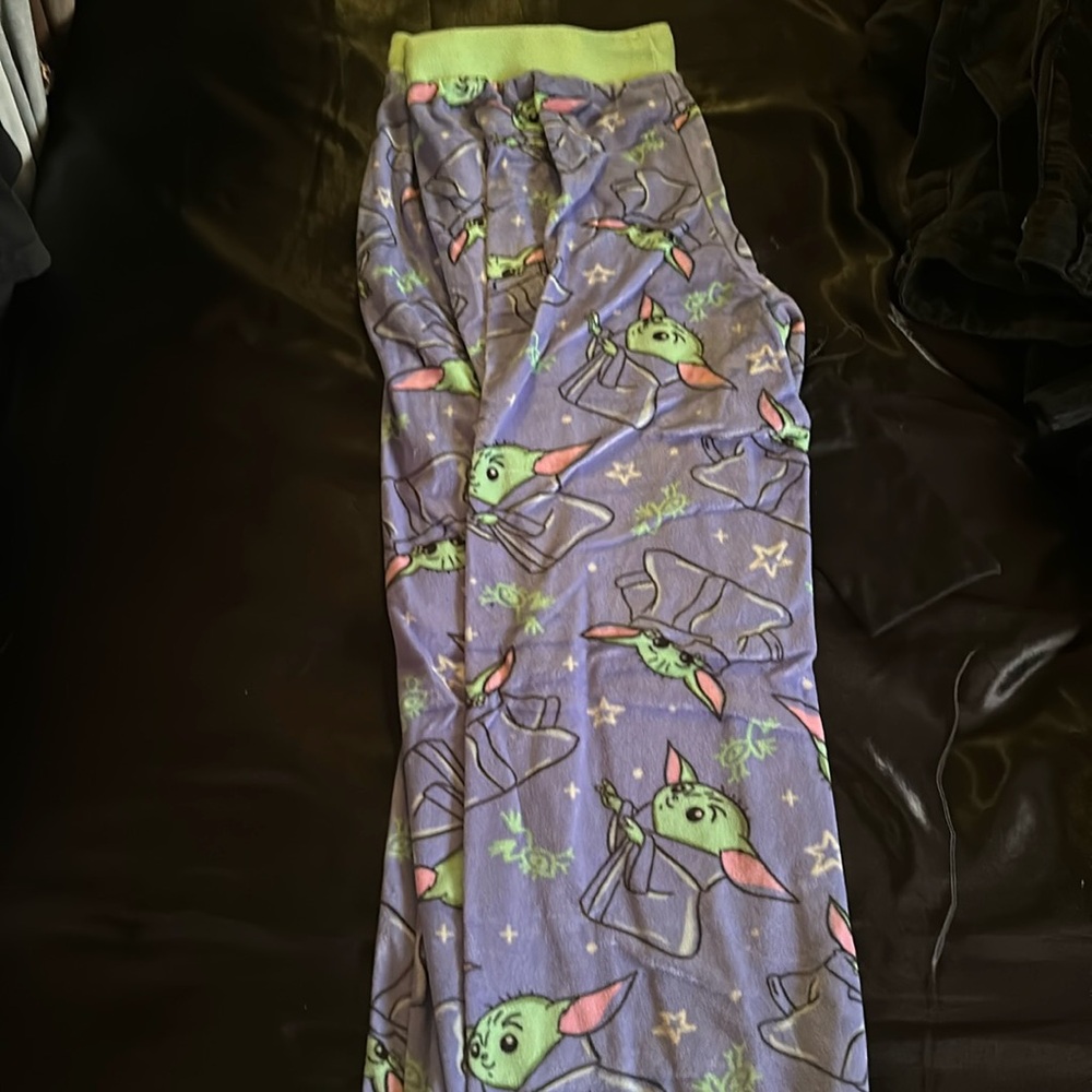 Yoda sleeping pants